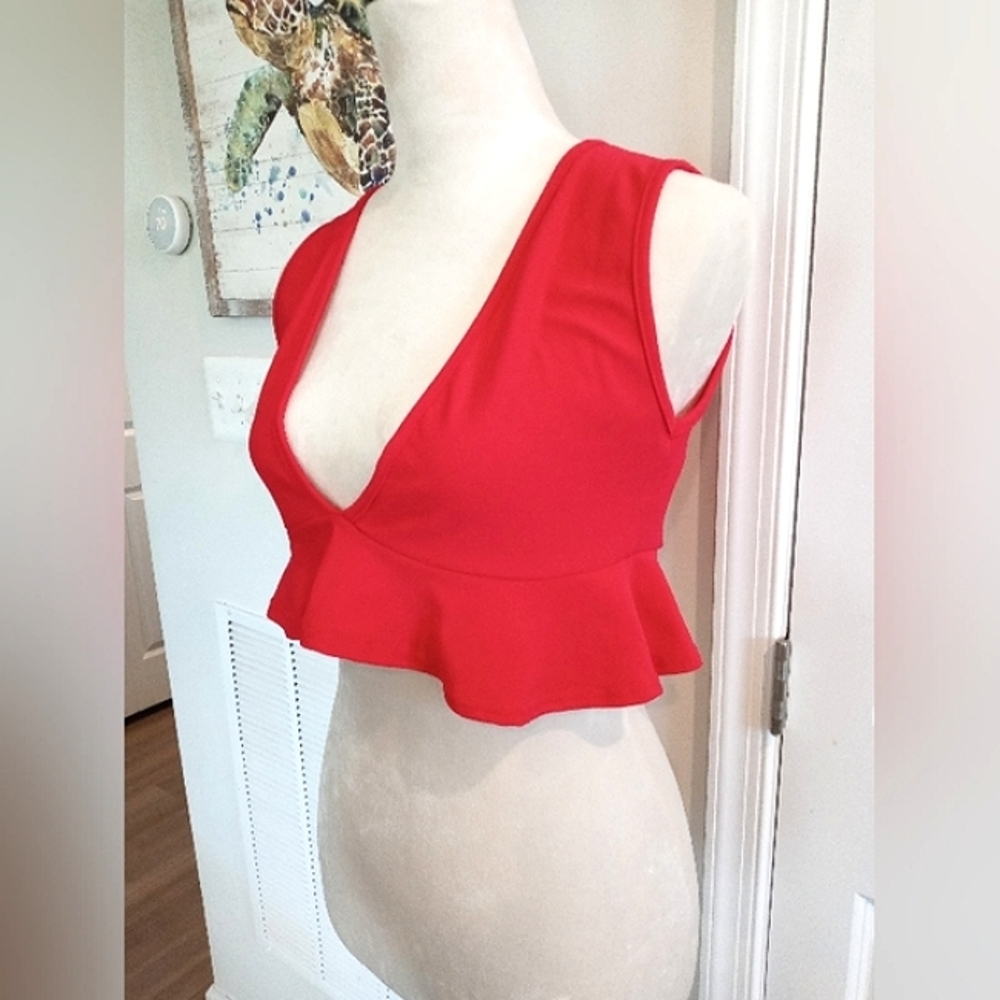 Lasula Sleeveless Crop Top with Ruffles Sz 14 - Picture 3 of 7